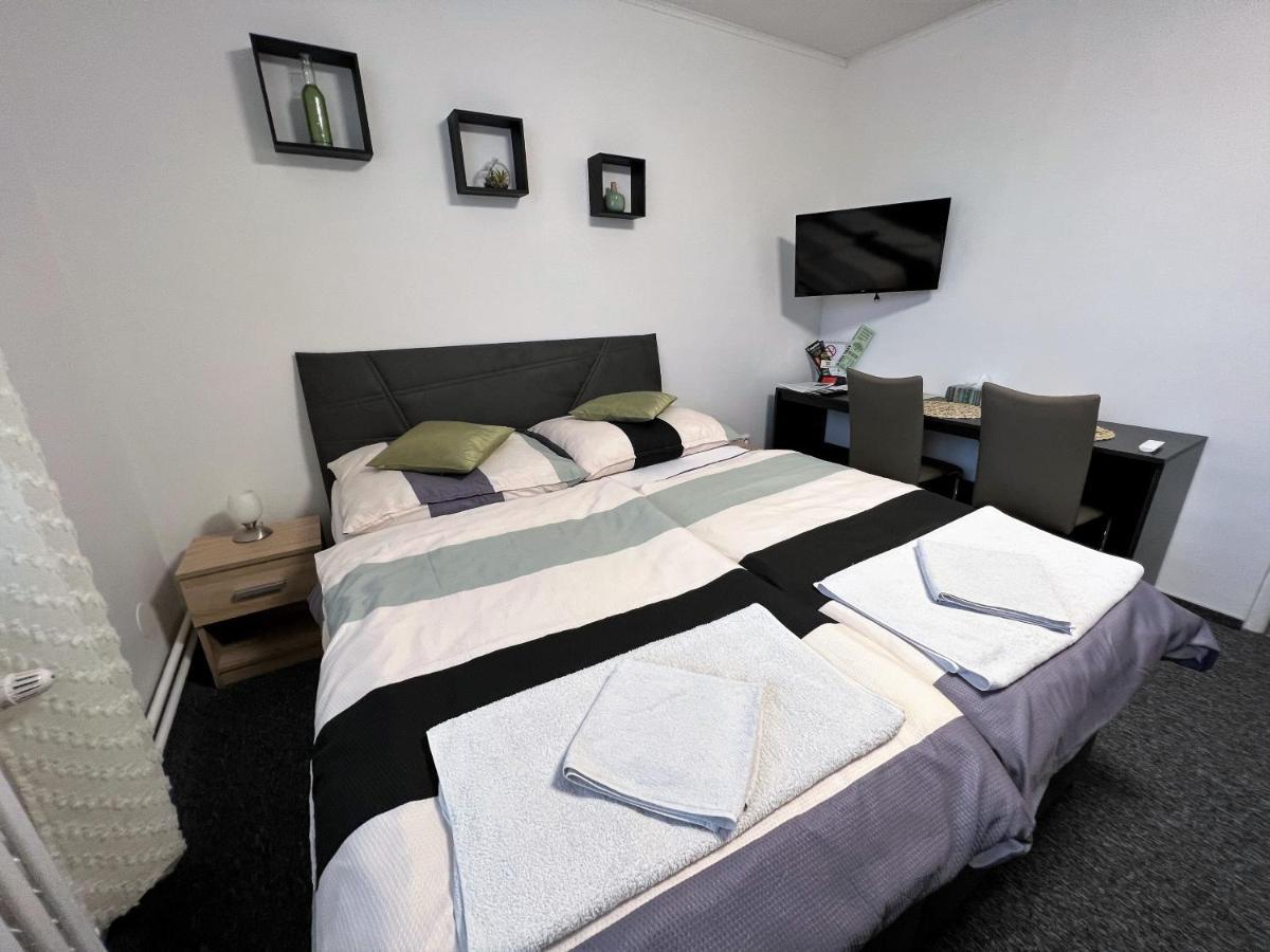Apartmány Karlovy Vary Kültér fotó