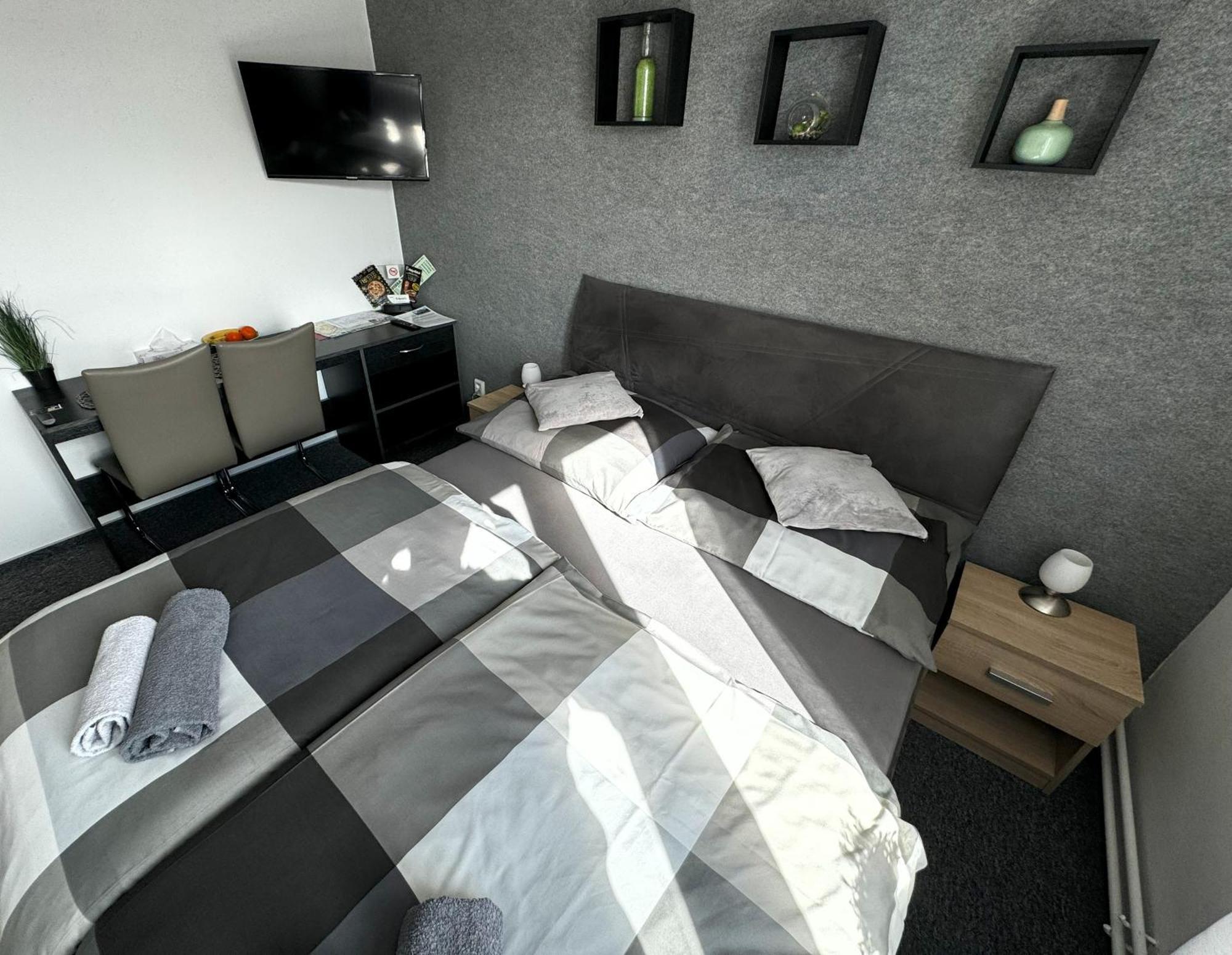 Apartmány Karlovy Vary Kültér fotó